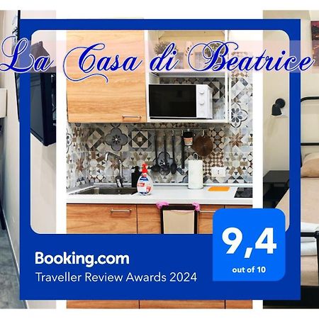 La Casa Di Beatrice Apartment เนเปิลส์ ภายนอก รูปภาพ